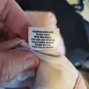 Ana A New Approach Twill Women's Pink Mid Rise 3.5" Inseam Size 16 Shorts