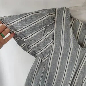 A.N.A Super Cute Blue/White Stripe V Neck Poplin Short Sleeve Puff Sleeve Women's Small